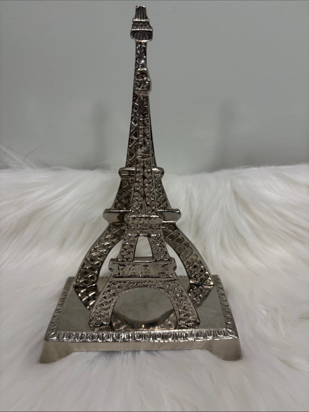 Silver Eiffel Tower Decorative Napkin Holder